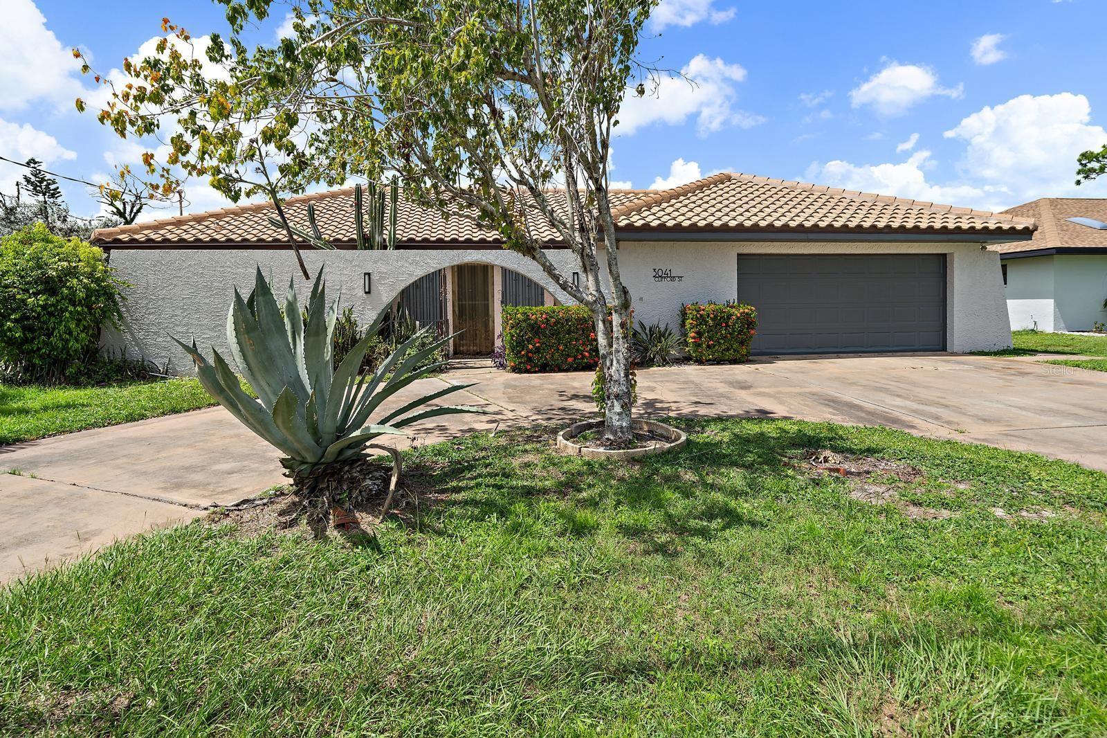 PORT CHARLOTTE SEC 013 - Residential Lease