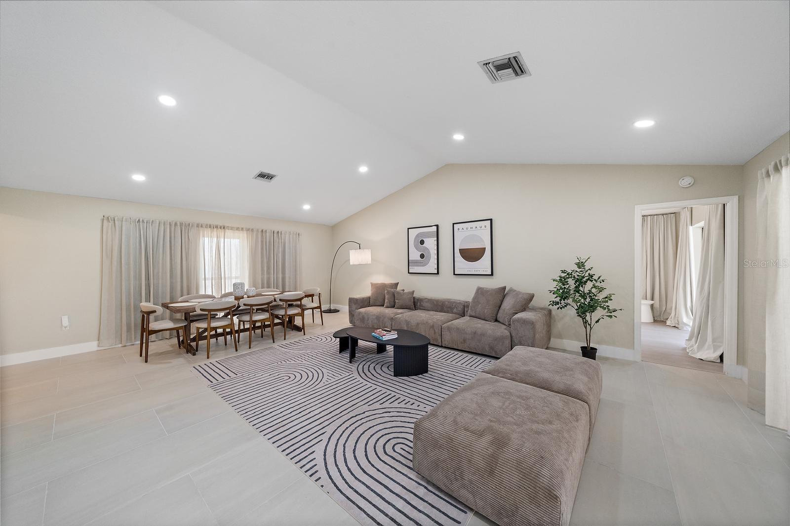 PORT CHARLOTTE SEC 013 - Residential Lease