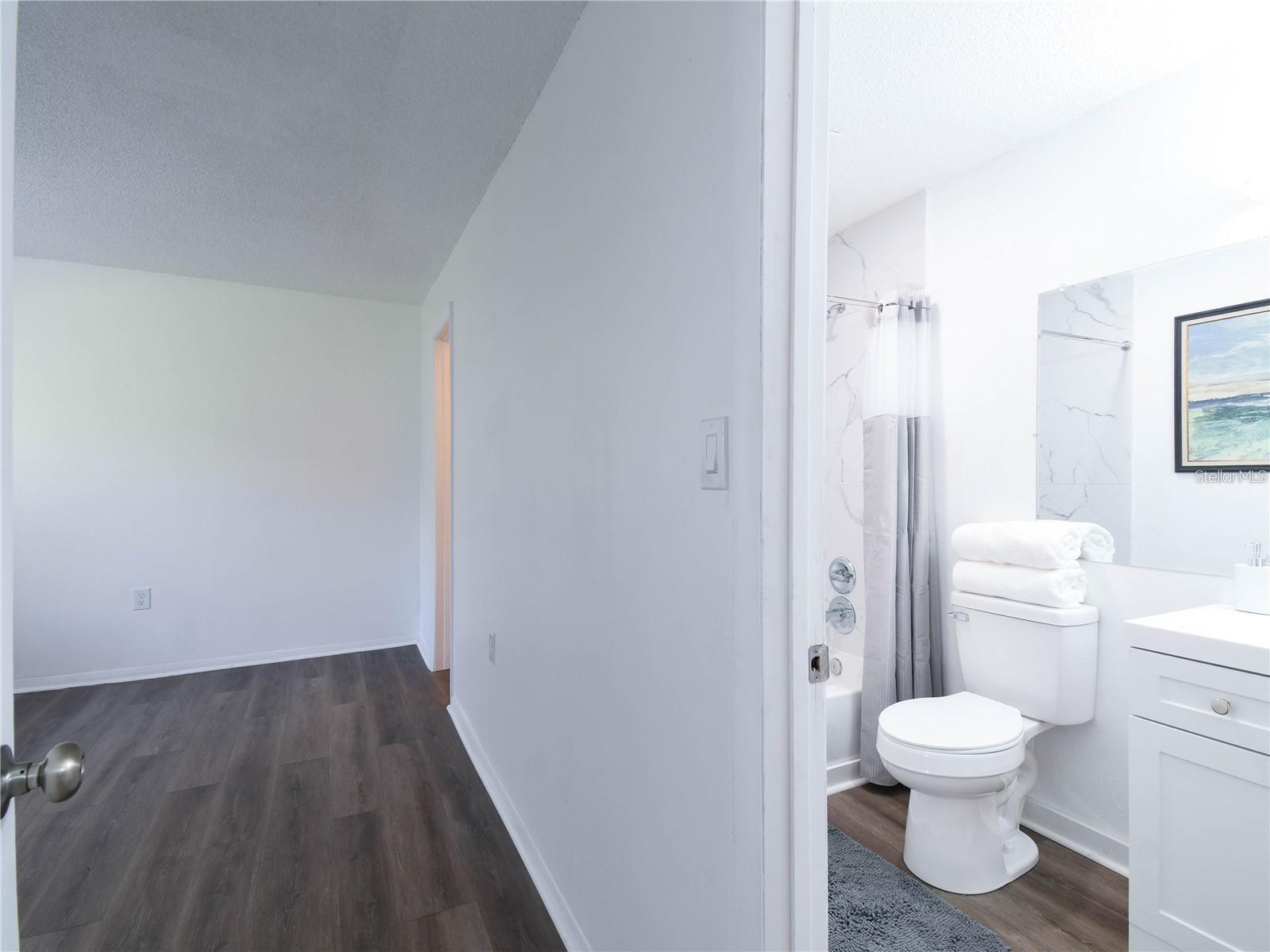 WOODSIDE VILLAGE CONDO - Residential