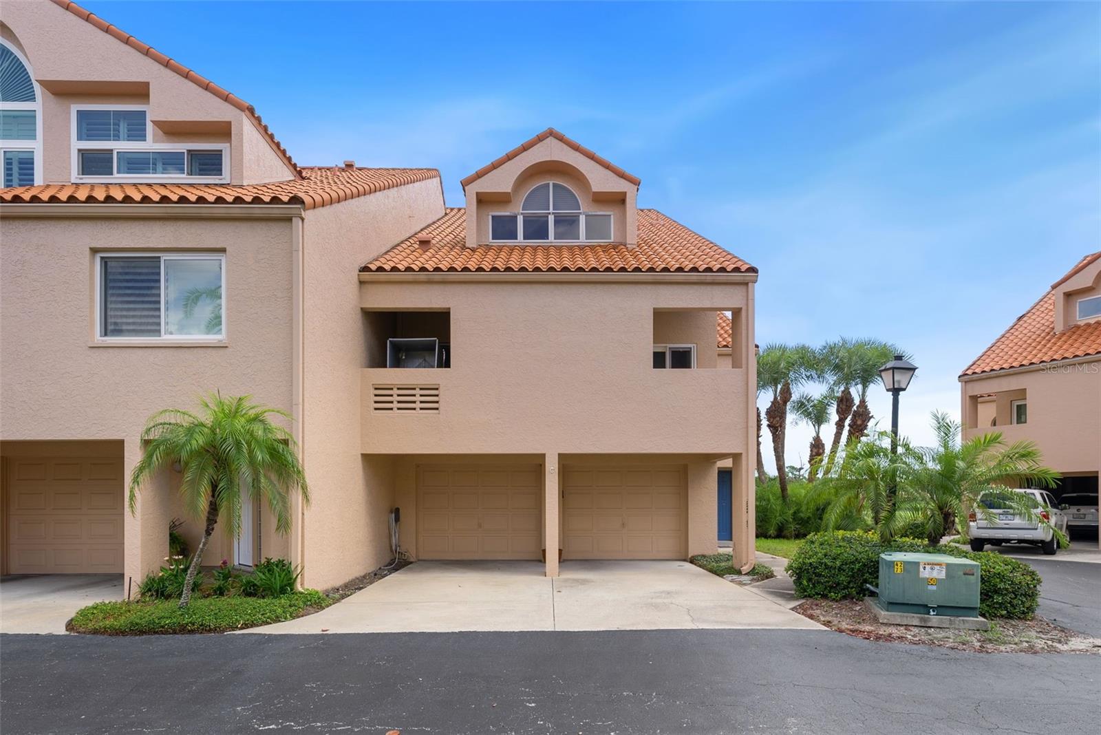 1605 ROYAL PALM DRIVE S D