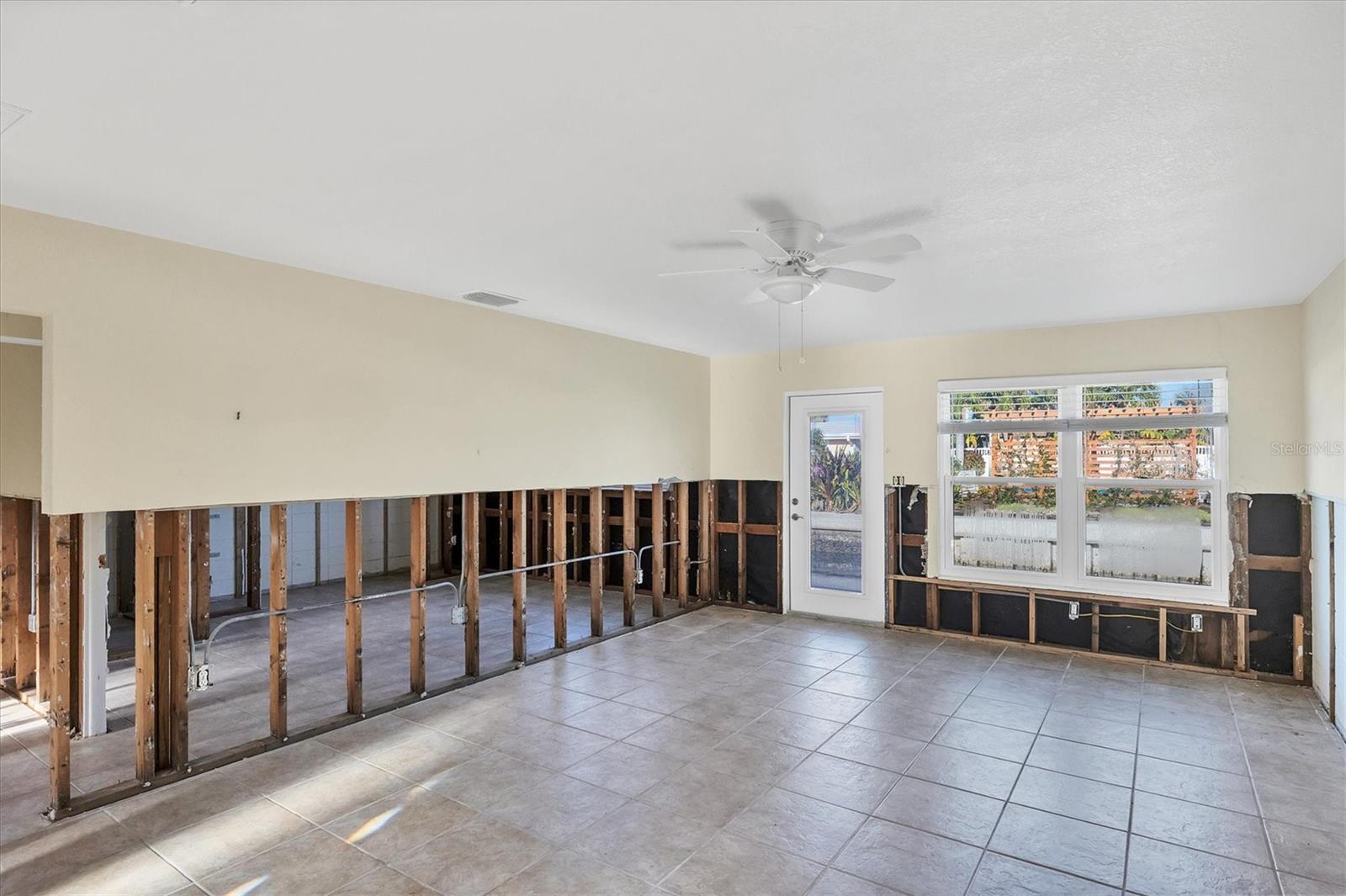 SAINT JUDES APTS - Residential