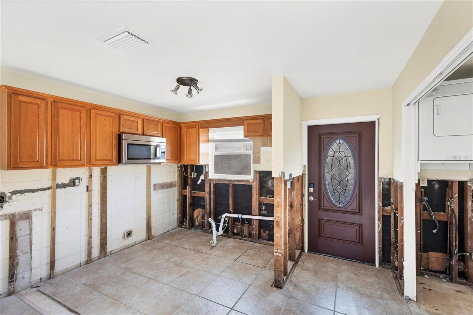 SAINT JUDES APTS - Residential