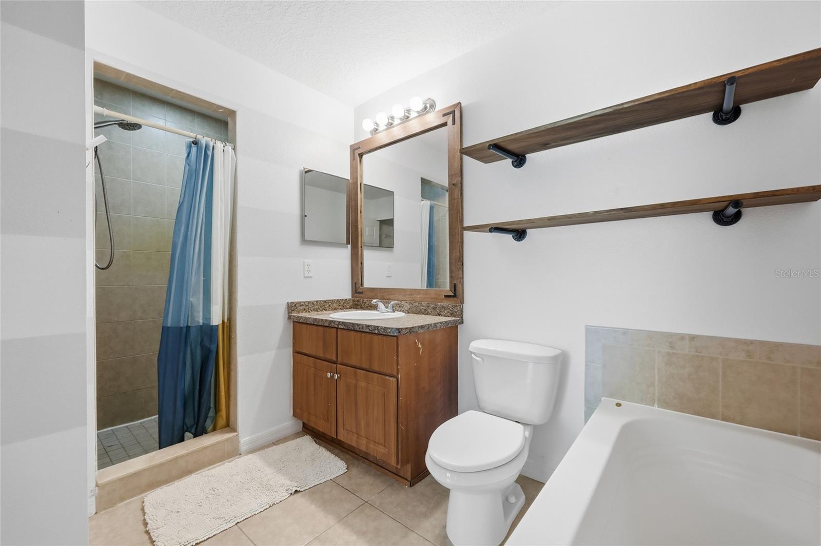 DAYTONA PARK ESTATES SEC E - Residential