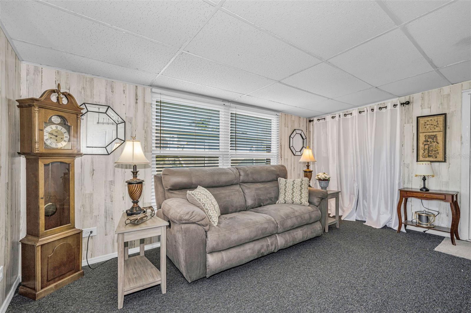 PLACE IN SUN UNREC - Residential