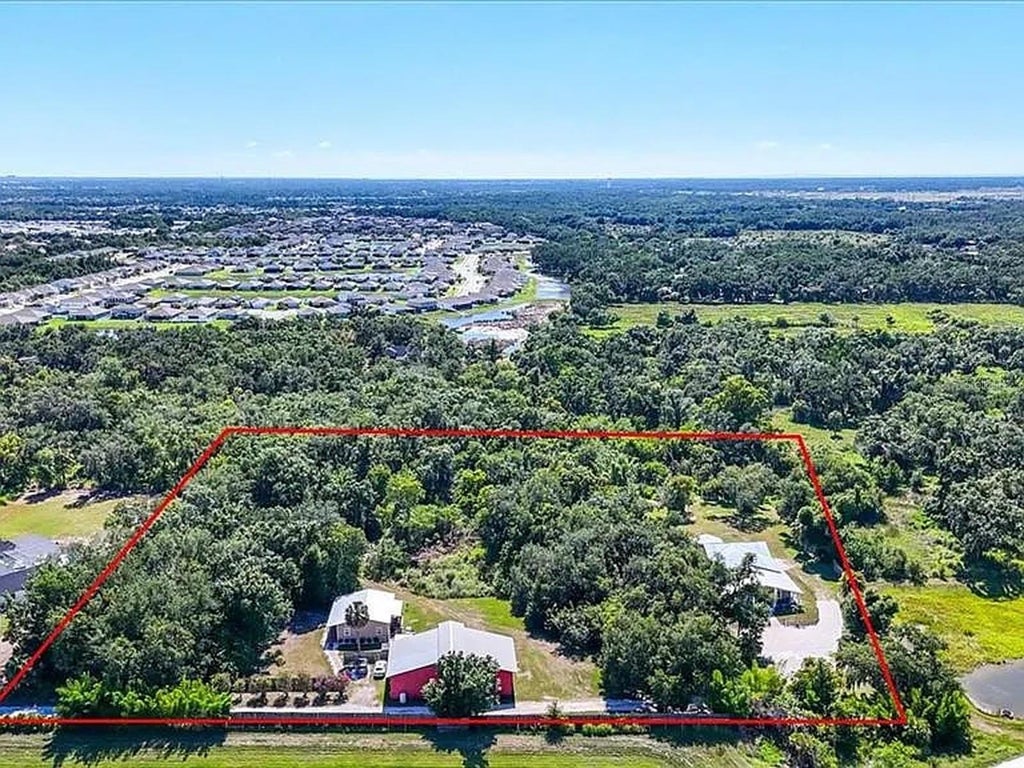 Photo of 11740 Darsey Road, Parrish, FL 34219 (MLS # A4710680)