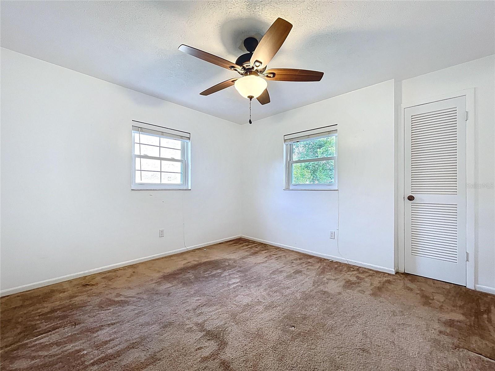 HOLLOWTREE - Residential