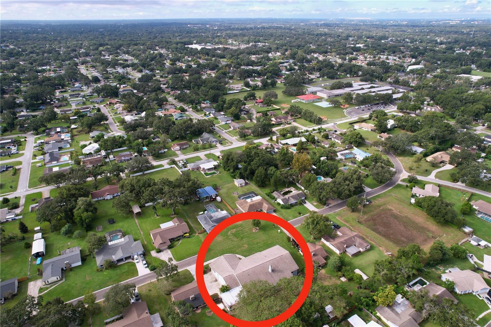 HOLLOWTREE - Residential