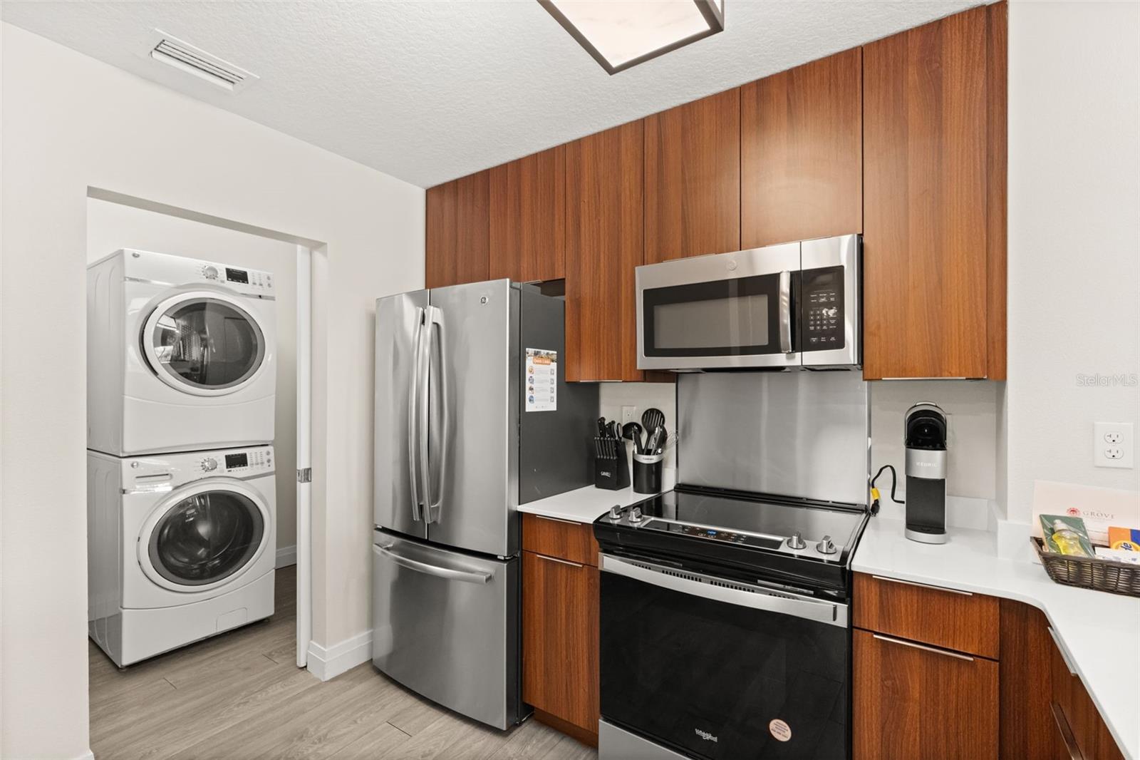 GROVE RESIDENCE & SPA HOTEL CONDO II - Residential