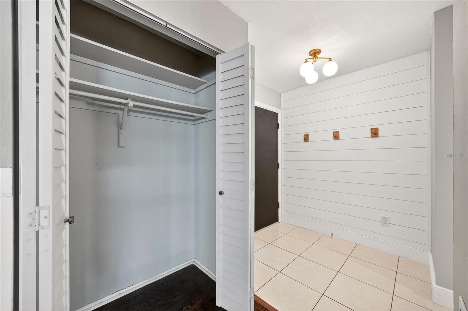 WEDGEWOOD TENNIS VILLAS - Residential