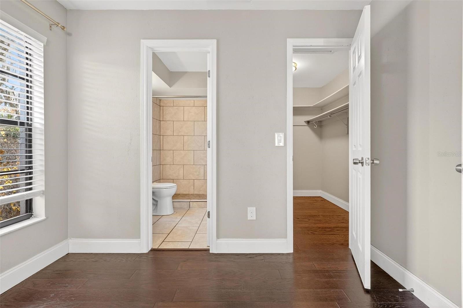 WEDGEWOOD TENNIS VILLAS - Residential