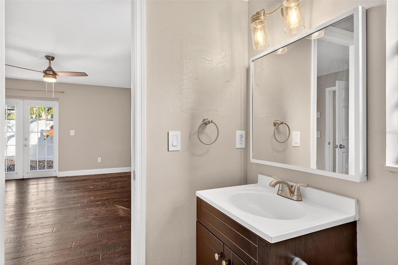 WEDGEWOOD TENNIS VILLAS - Residential