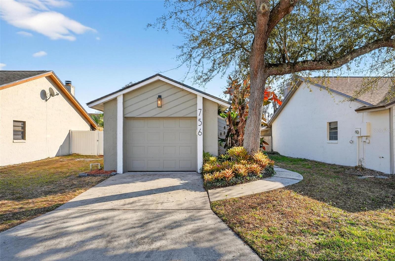 WEDGEWOOD TENNIS VILLAS - Residential