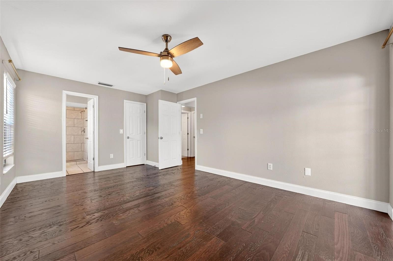 WEDGEWOOD TENNIS VILLAS - Residential