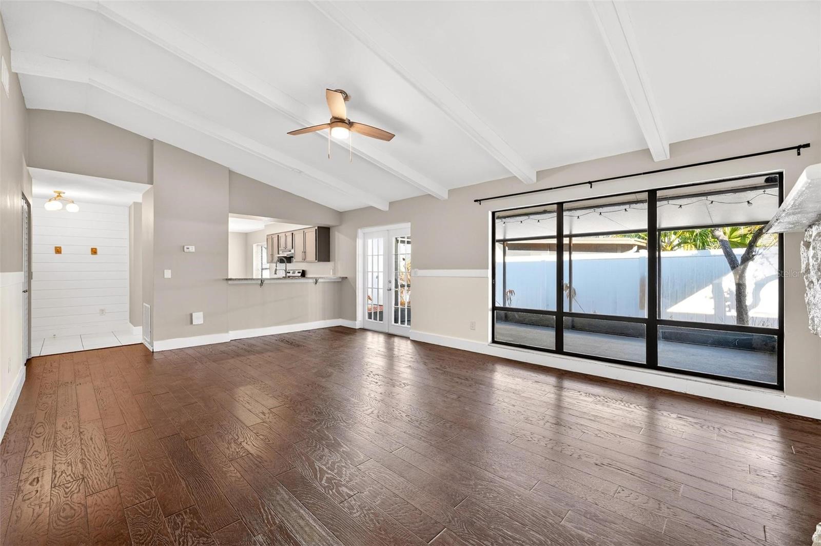 WEDGEWOOD TENNIS VILLAS - Residential