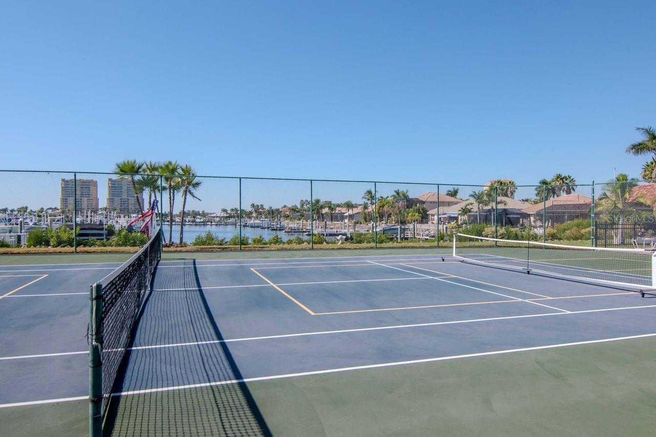 HAMMOCKS AT RIVIERA DUNES - Residential
