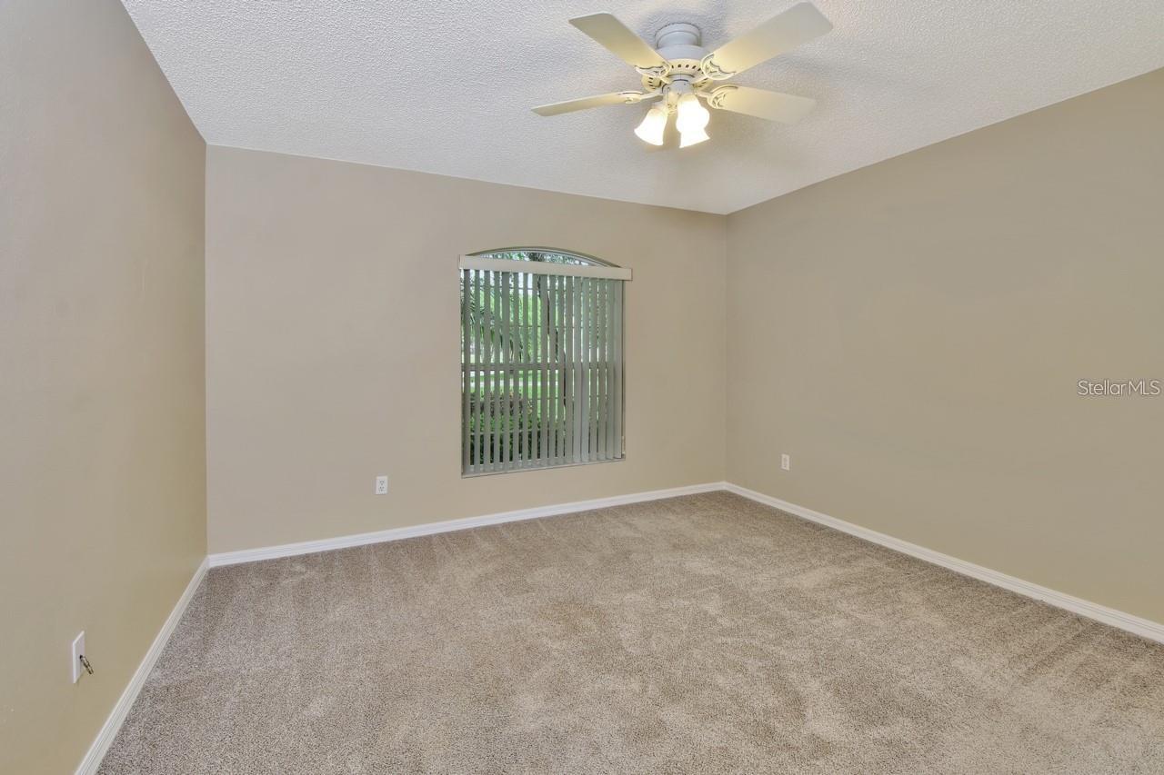 WATERFORD LAKES UNIT 02 - Residential Lease