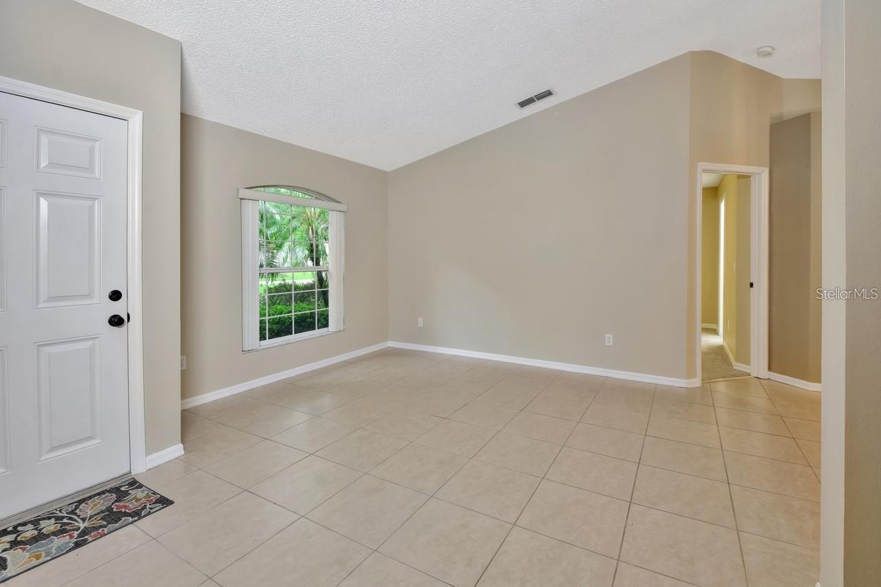 WATERFORD LAKES UNIT 02 - Residential Lease