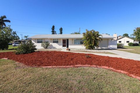 22191 NEW ROCHELLE AVENUE PORT CHARLOTTE FL 33952