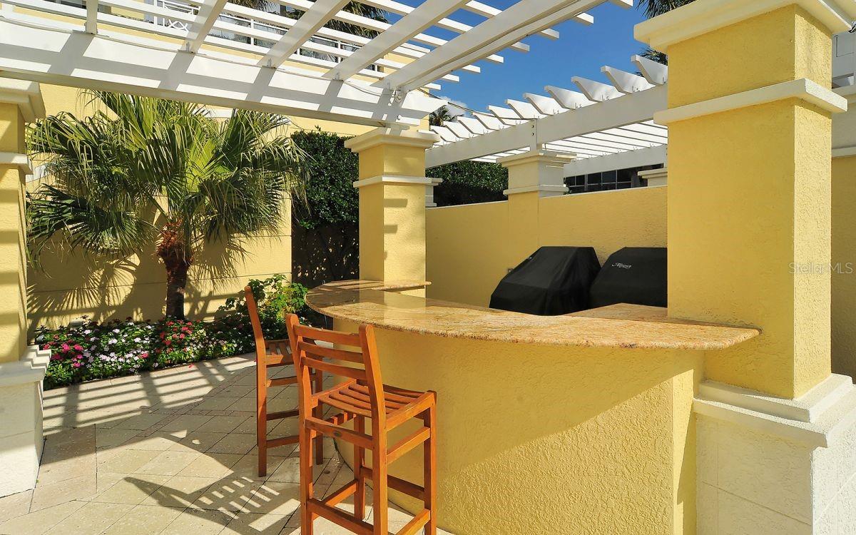 ORCHID BEACH CLUB - Residential