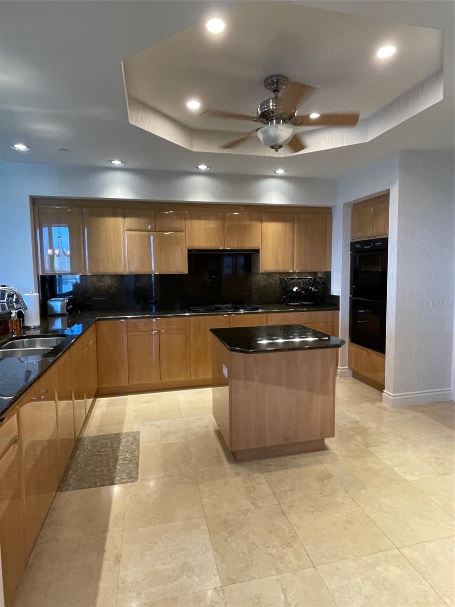 ORCHID BEACH CLUB - Residential