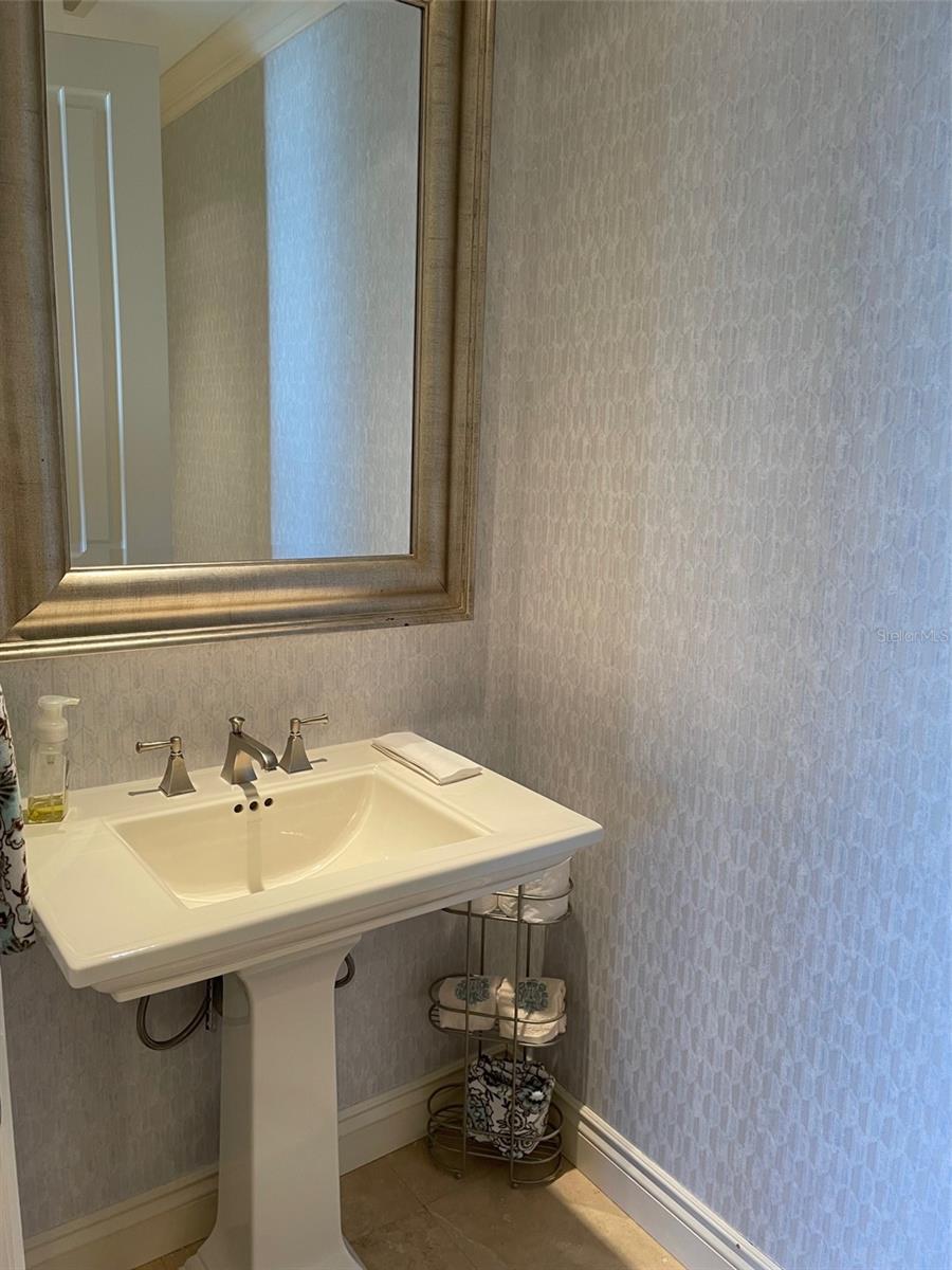 ORCHID BEACH CLUB - Residential