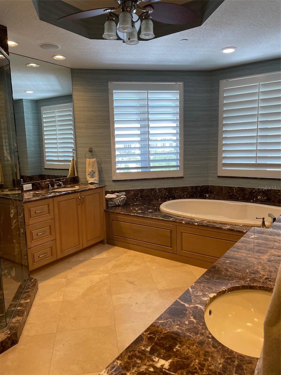 ORCHID BEACH CLUB - Residential