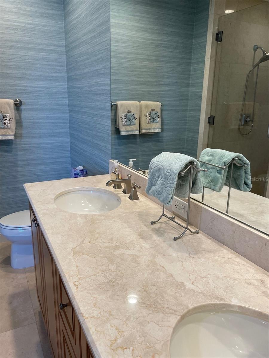 ORCHID BEACH CLUB - Residential