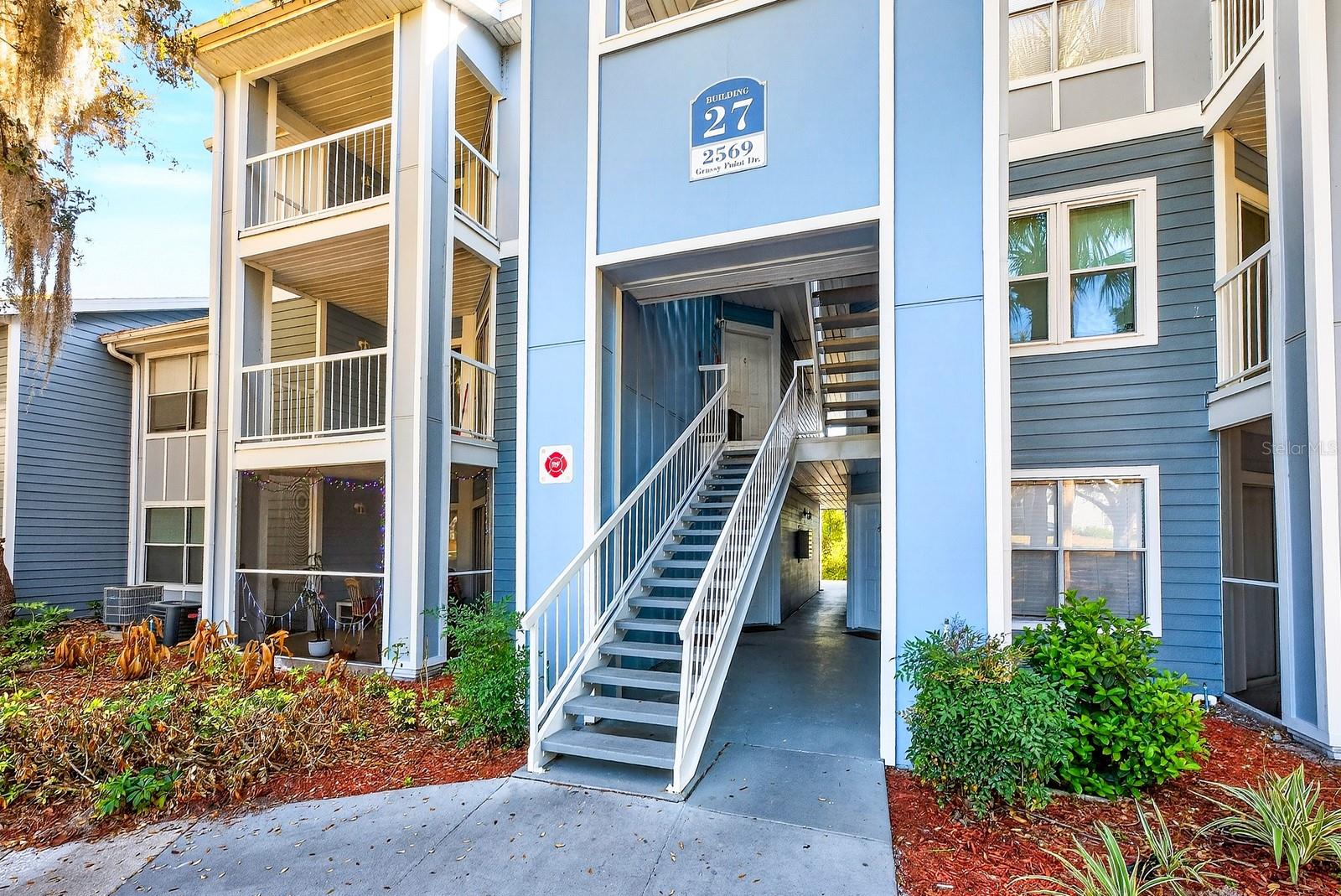 2569 GRASSY POINT DRIVE 207