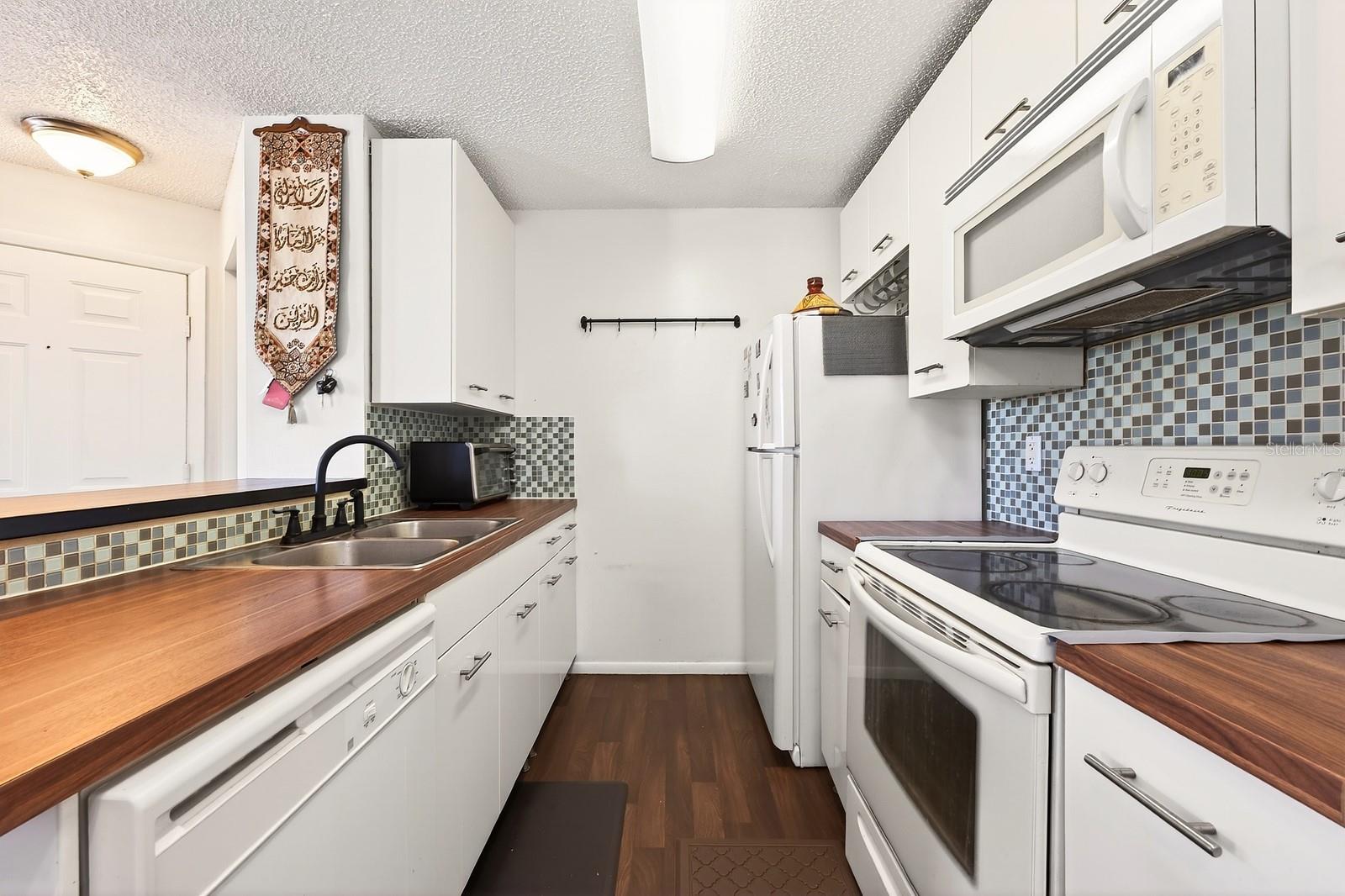 REGENCY PARK AT LAKE MARY A CONDO - Residential