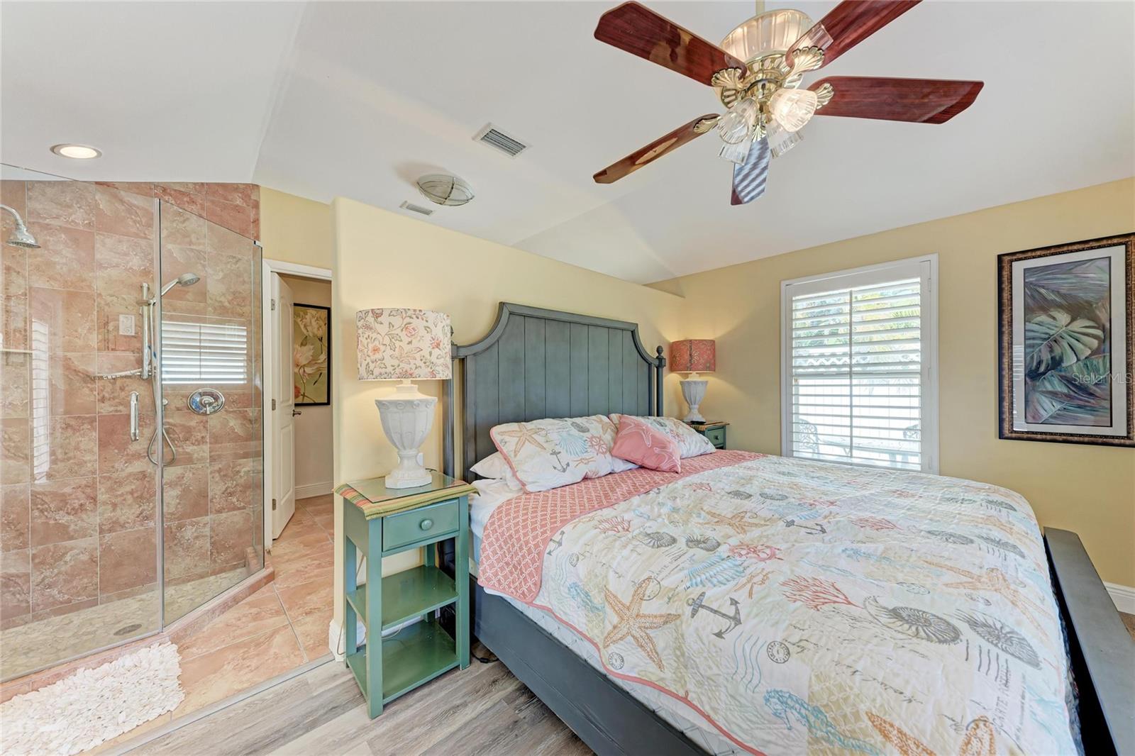 KEY ROYALE 17TH ADD - Residential