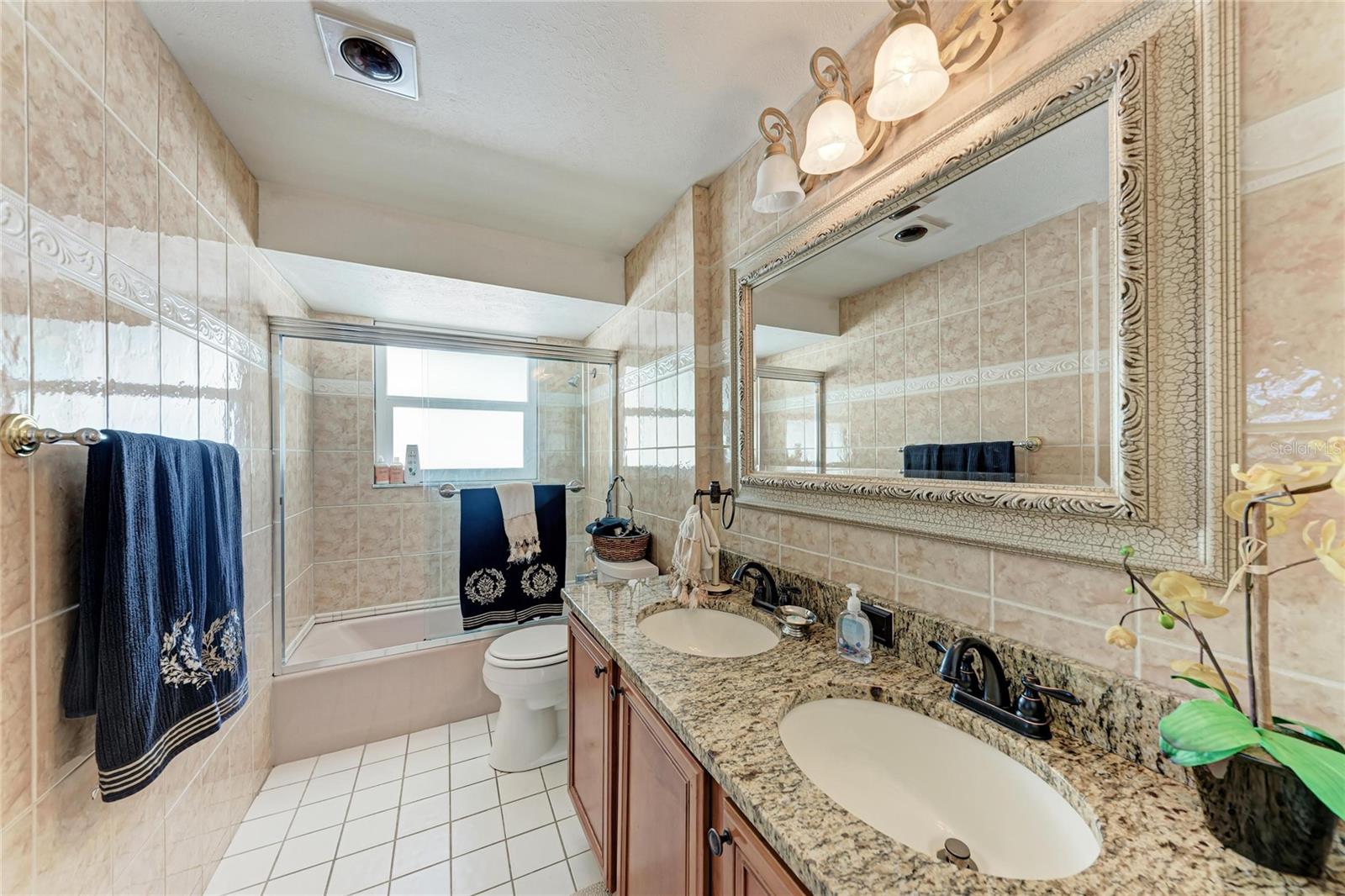 KEY ROYALE 17TH ADD - Residential