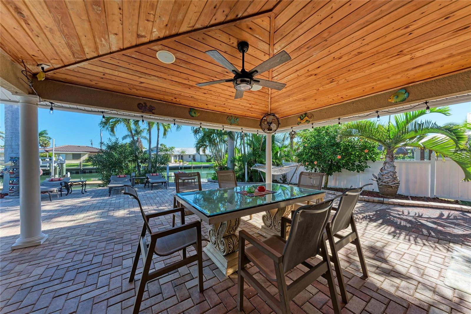 KEY ROYALE 17TH ADD - Residential