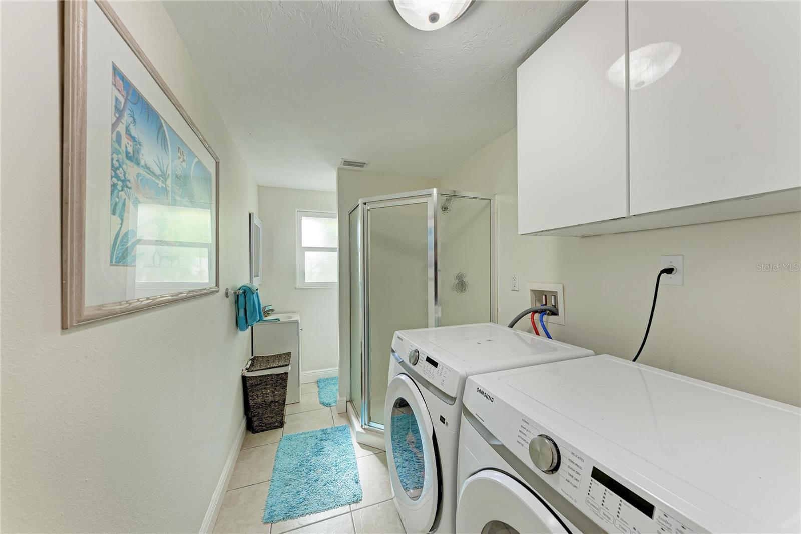 KEY ROYALE 17TH ADD - Residential