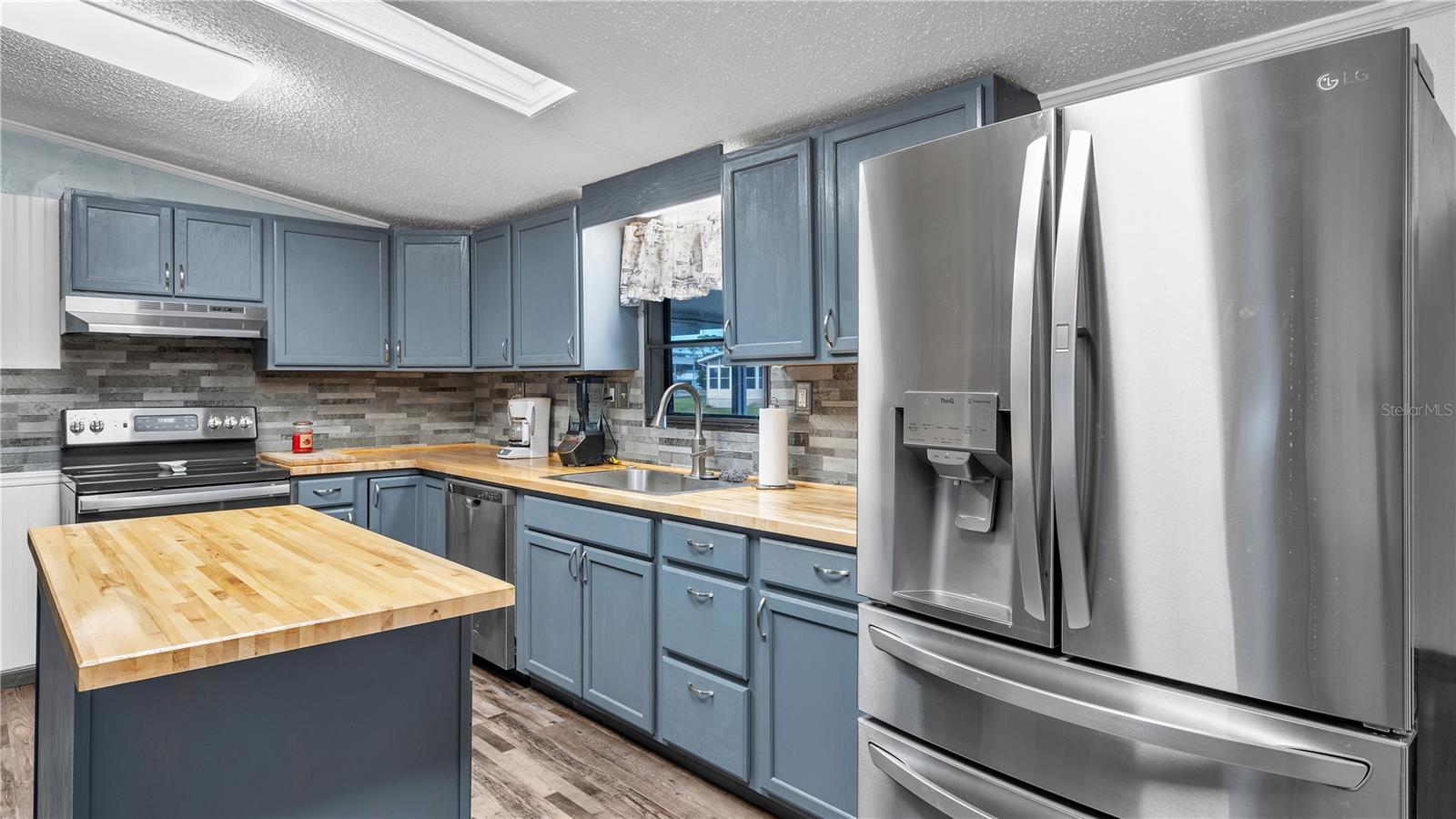 MOUNT OLIVE HEIGHTS - Residential