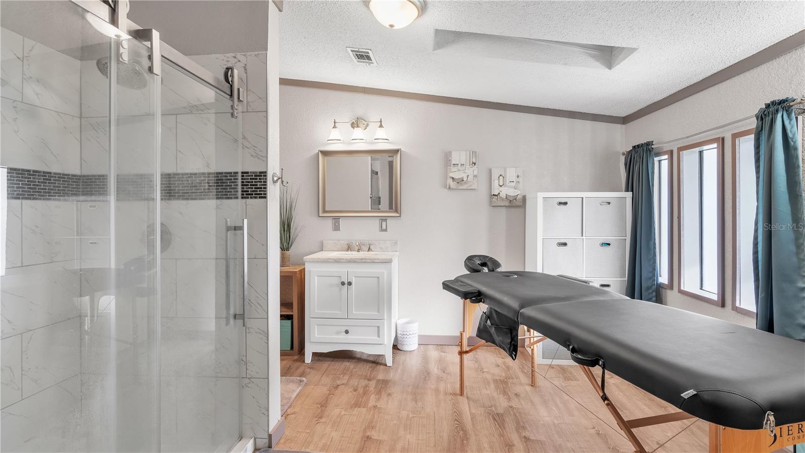 MOUNT OLIVE HEIGHTS - Residential