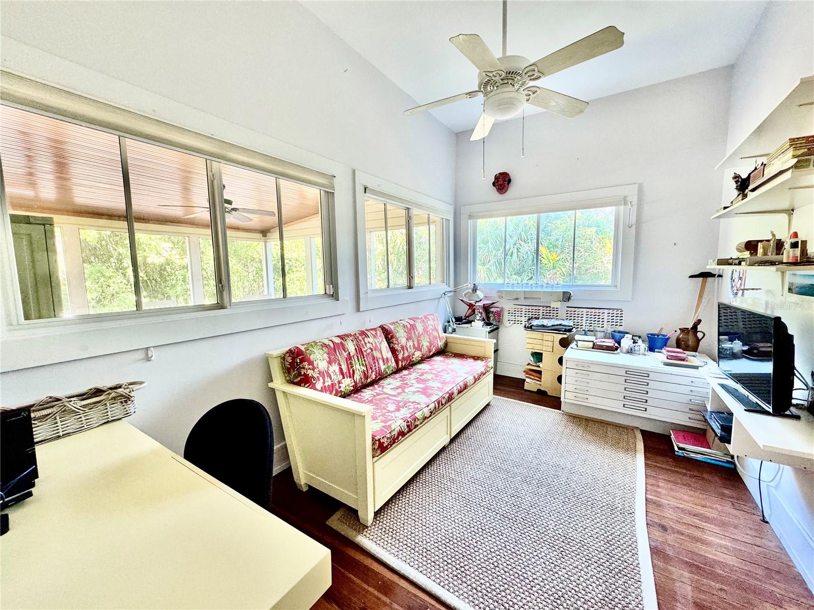 G M WHETSTONE ESTATE ADD TO H S - Residential