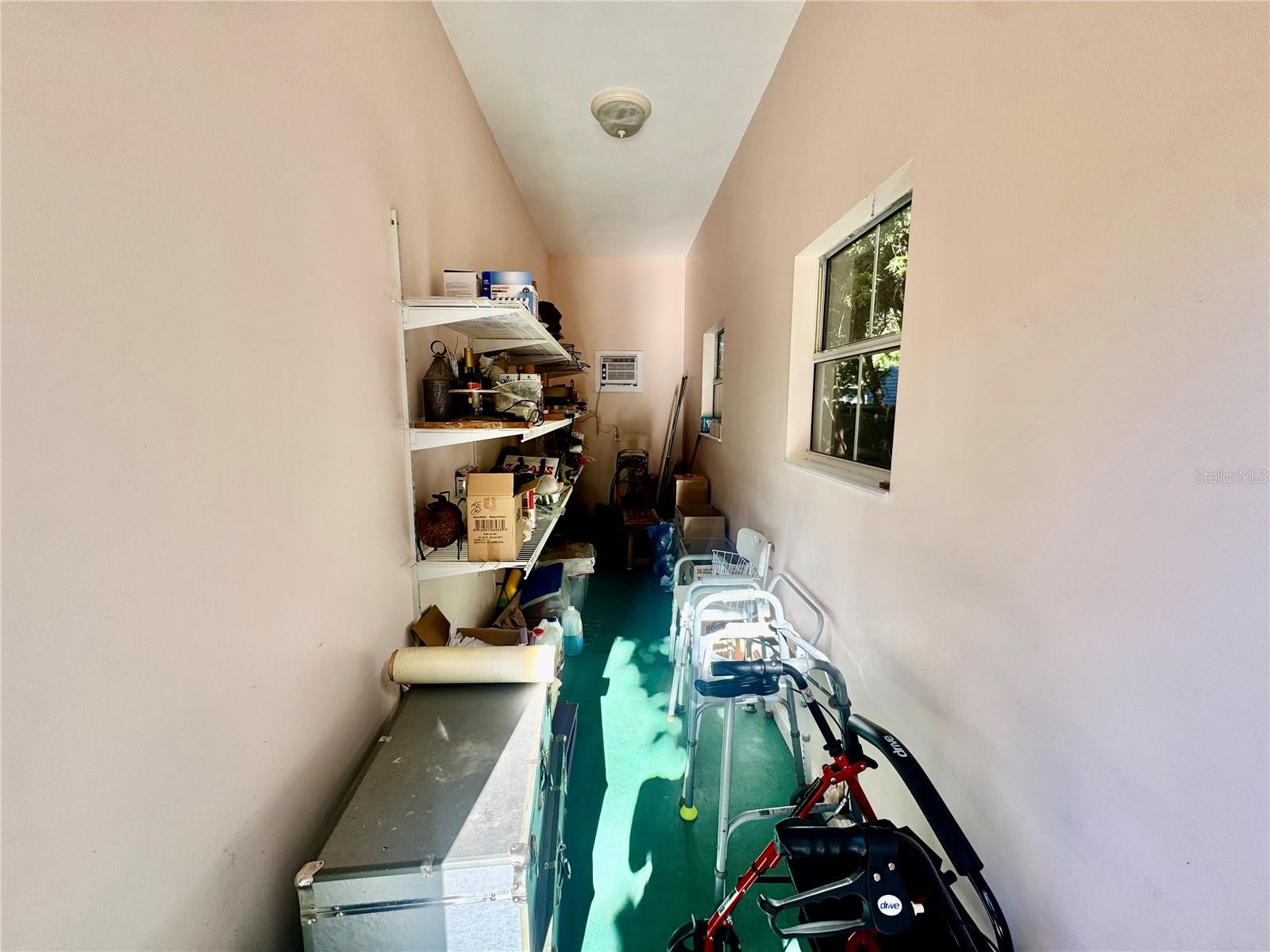 G M WHETSTONE ESTATE ADD TO H S - Residential