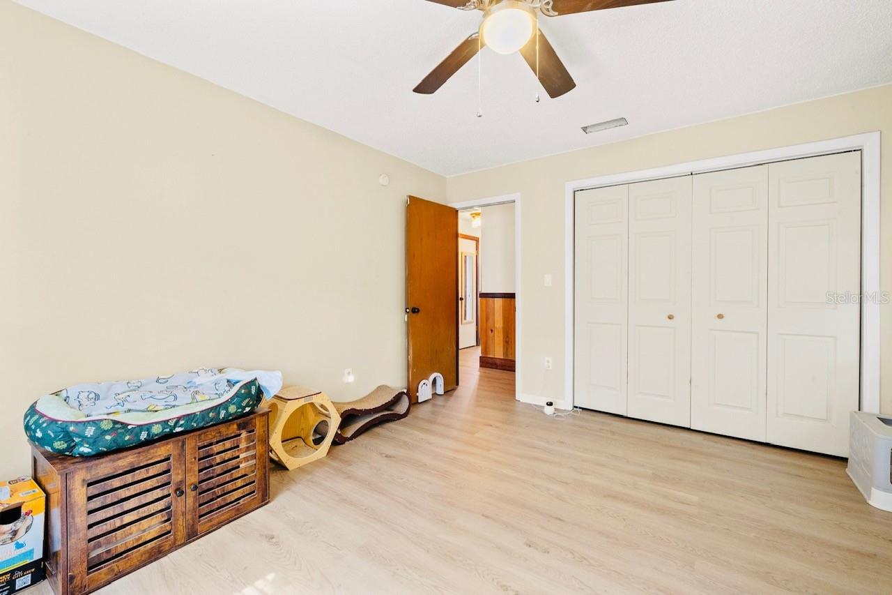 HICKORY HOLLOW UNREC - Residential