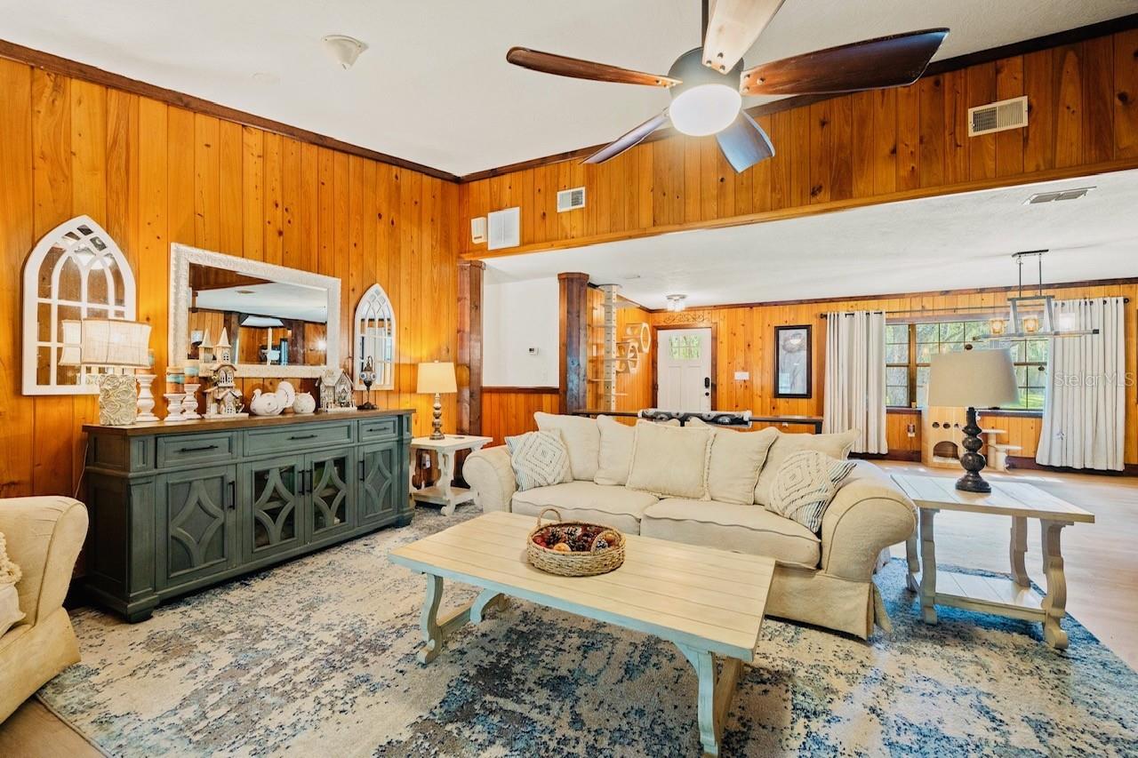 HICKORY HOLLOW UNREC - Residential