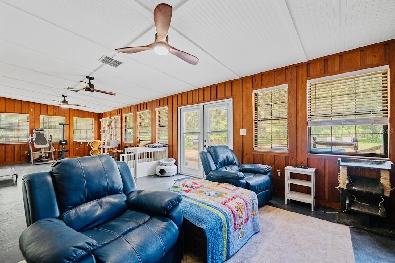 HICKORY HOLLOW UNREC - Residential