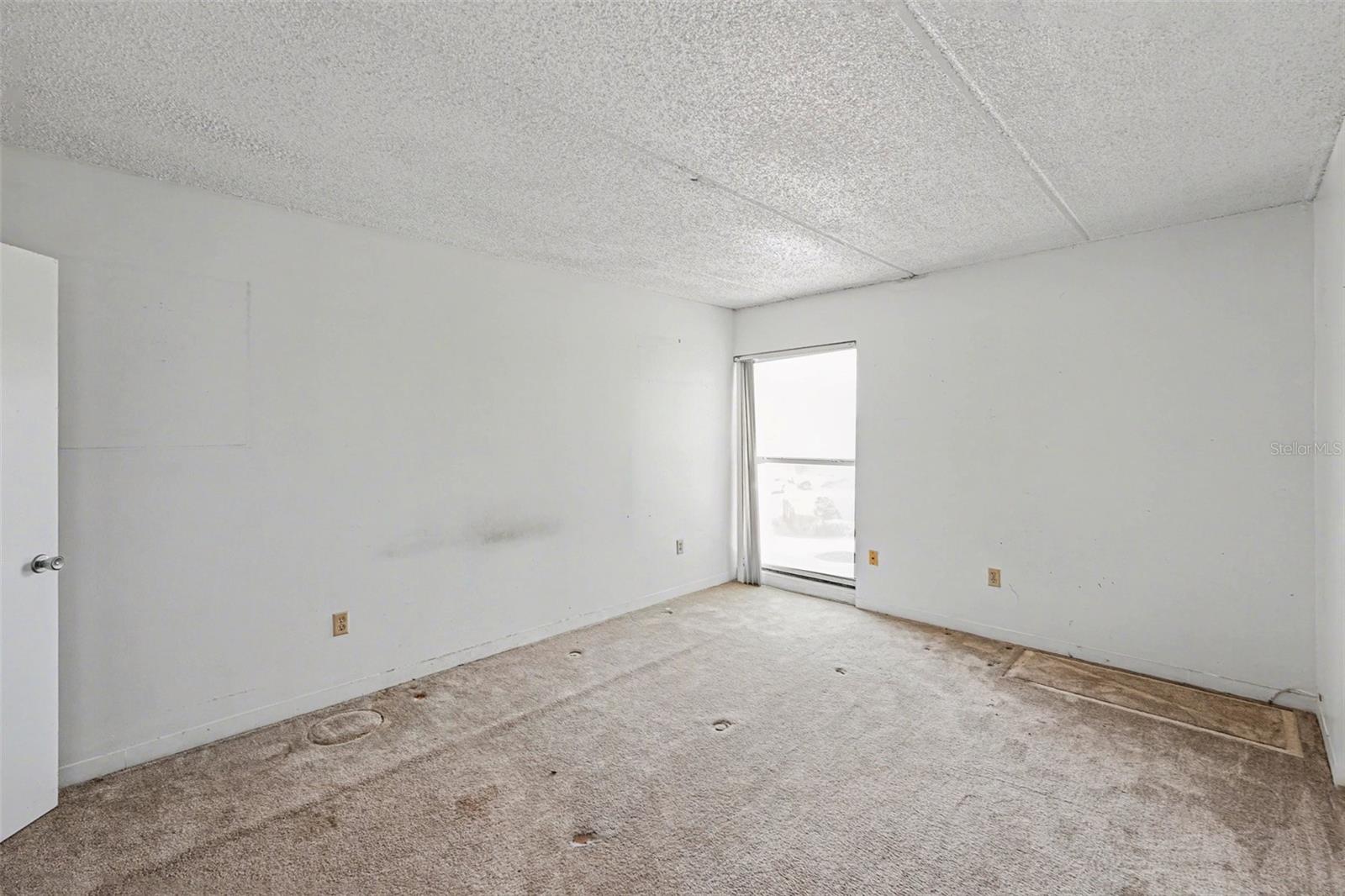 BAYSHORE TRACE CONDO - Residential