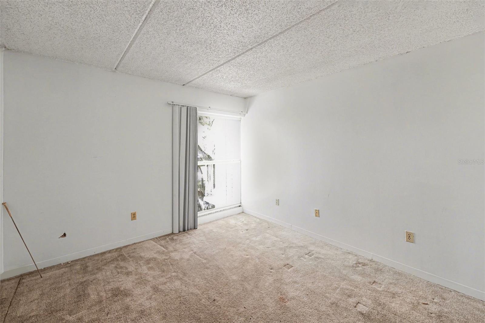 BAYSHORE TRACE CONDO - Residential