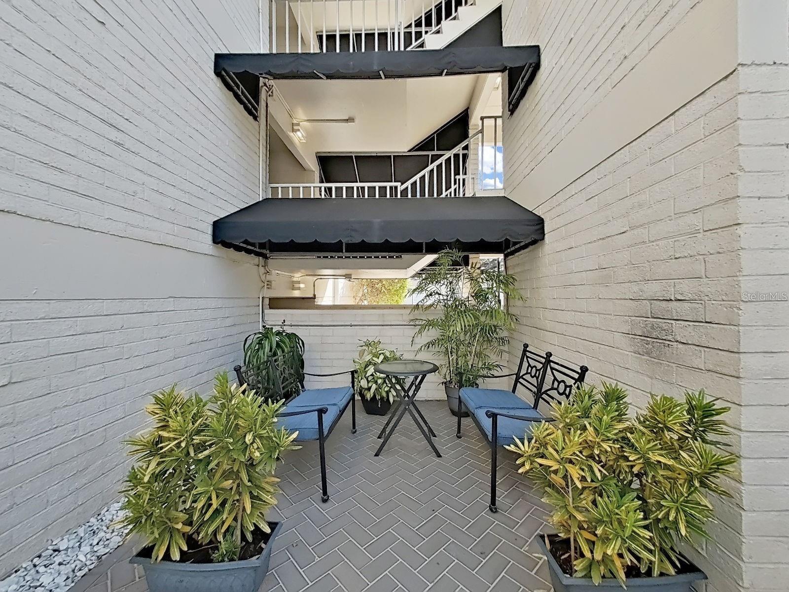 BAYSHORE TRACE CONDO - Residential