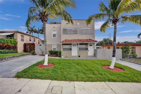 924 MCINTOSH STREET WEST PALM BEACH FL 33405