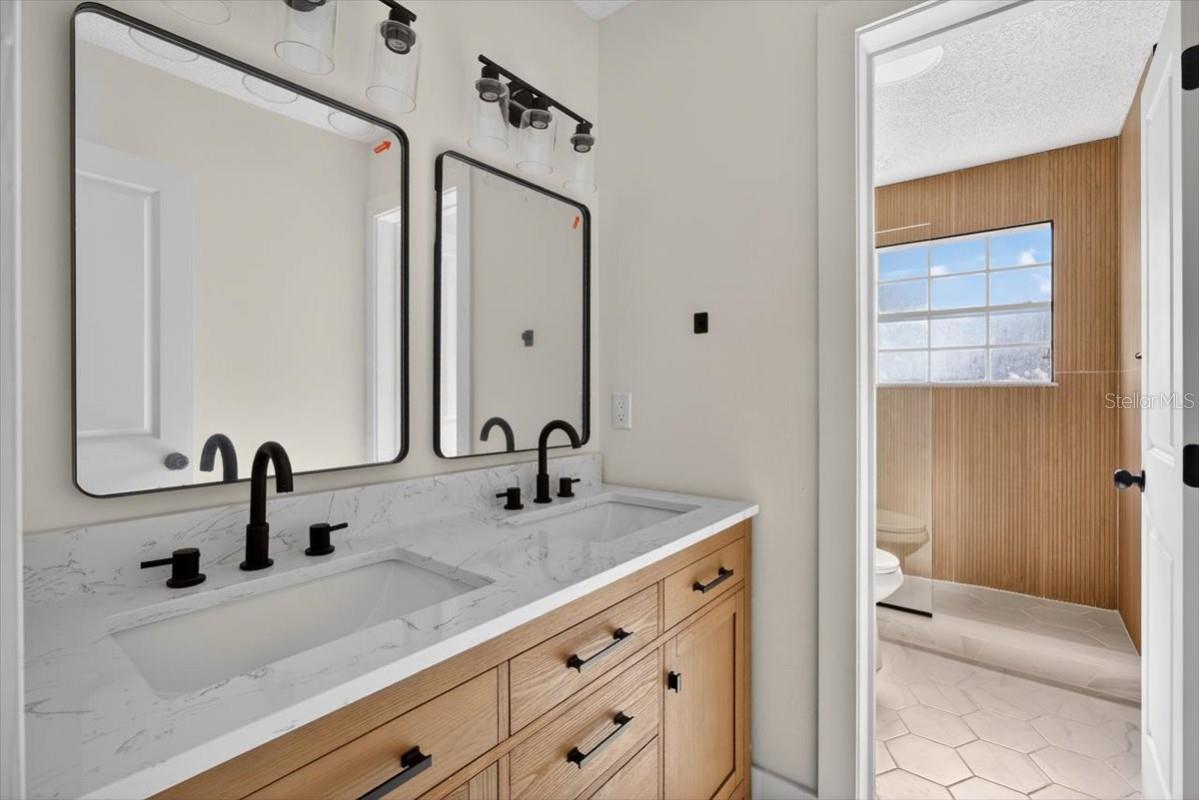 WESTOVER HILLS - Residential