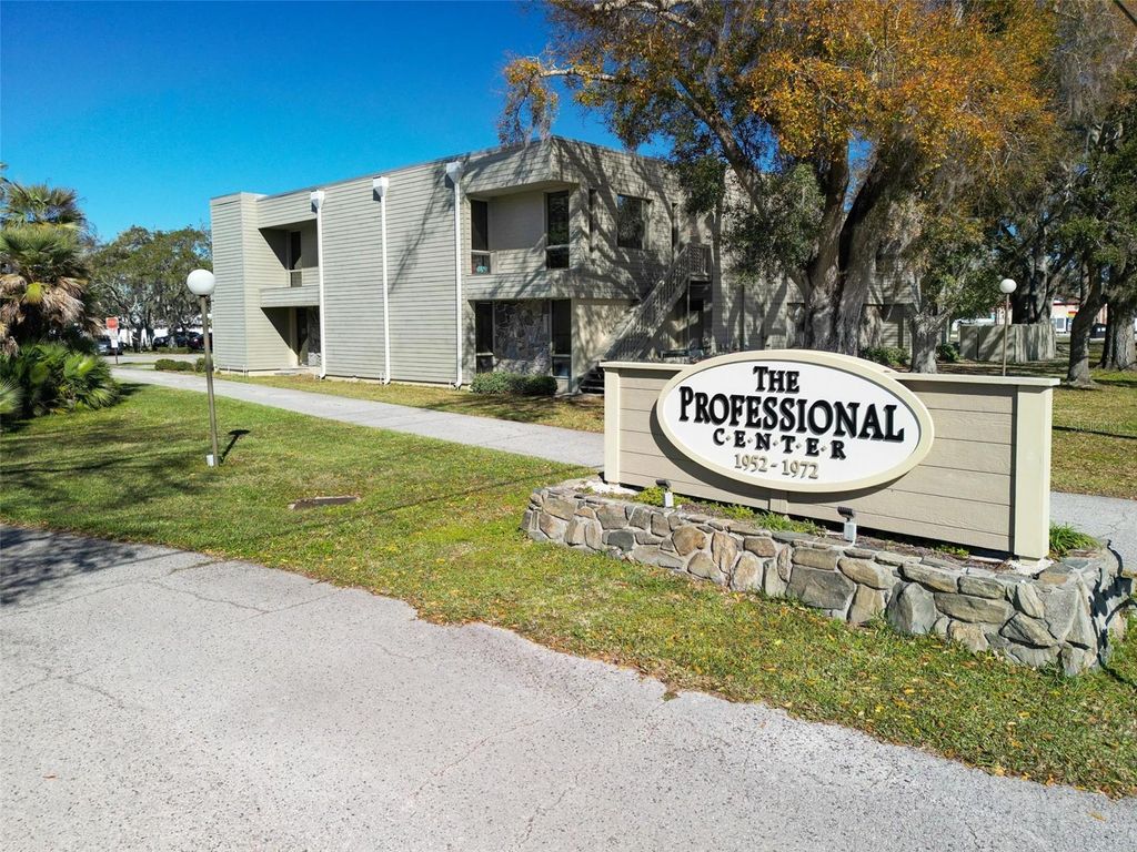 Photo of 1964 Bayshore Boulevard #B, Dunedin, FL 34698 (MLS # TB8323234)