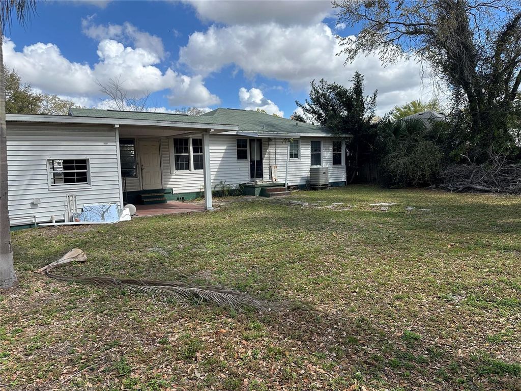 Photo of 3620 W Azeele Street, Tampa, FL 33609 (MLS # TB8483172)