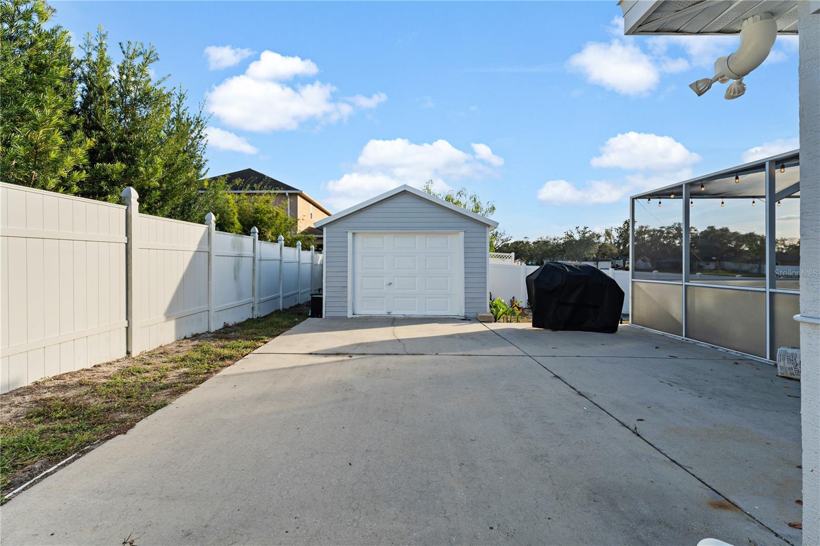 SPRING HILL - Residential