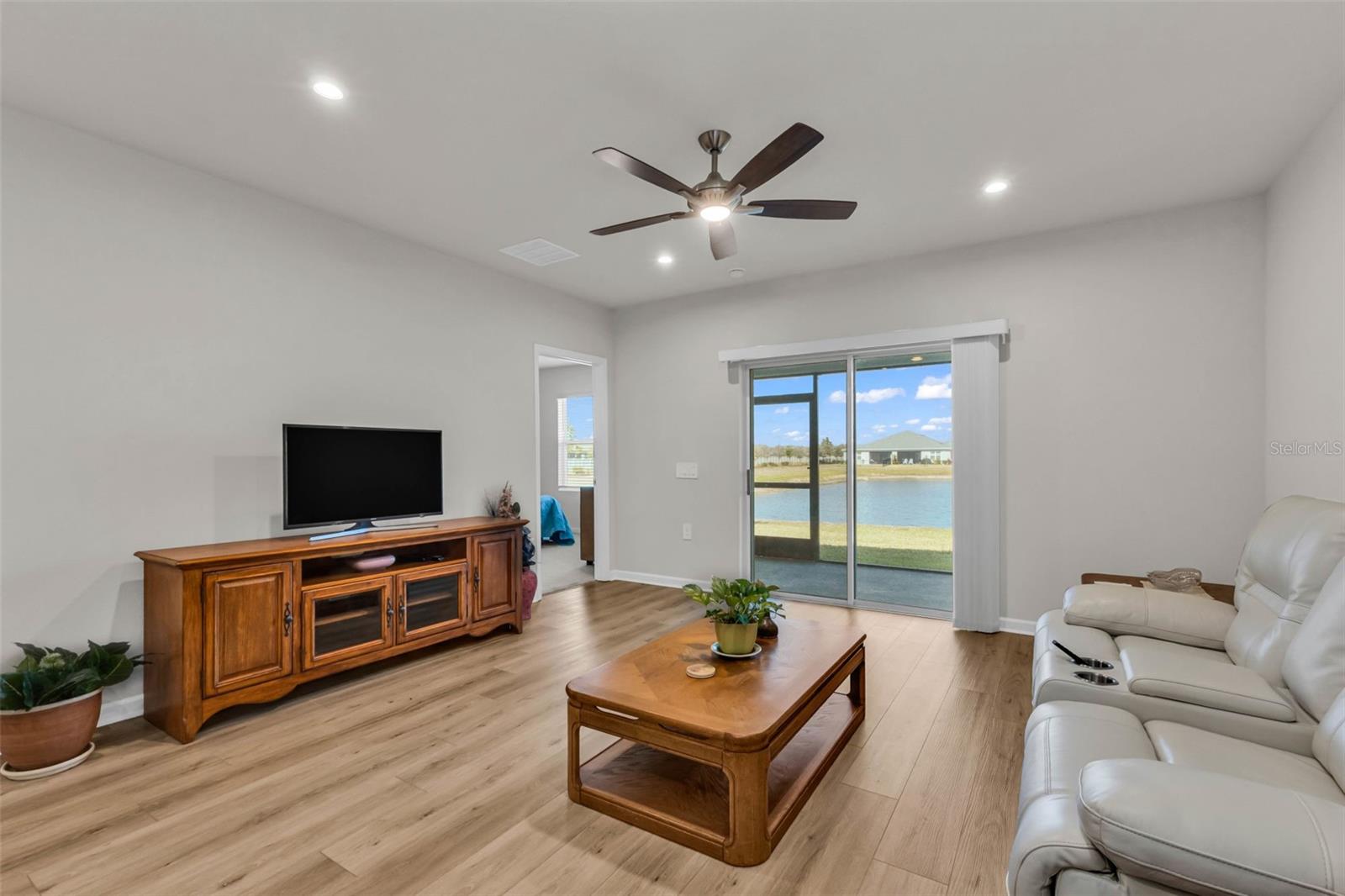 PALMS/WEST PORT 1A - Residential