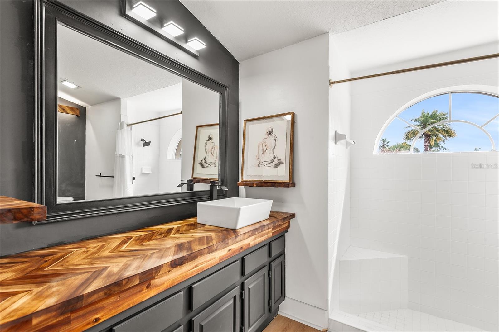 THE ESTATES - Residential